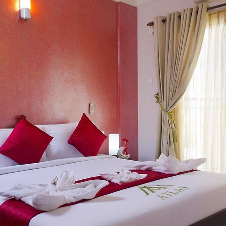 Atlas Airport Hotel Apartment ネドゥムバセリー エクステリア 写真