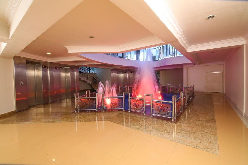 Atlas Airport Hotel Apartment ネドゥムバセリー エクステリア 写真